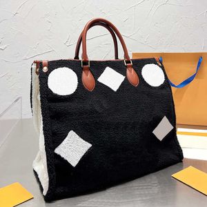 Totes Bags Designer Tote Bag Women Bolsas de pel￺cia feminino Moda de ombro cl￡ssica de grande capacidade Handbag 220920