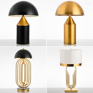 Tischlampen Moderne Nachttischlampe Designer Modell Zimmer Personalisierter Schreibtisch Nordeuropäisches Schlafzimmer Wohnzimmer