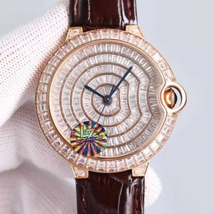 Armbanduhren Herrenuhr Automatische mechanische Saphir-Quadrat-Diamant-Gypsophila-Uhr 42MM Ladi-Armbanduhr High-End-Montre de Luxe