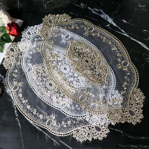 Bord mattor europeiska ovala broderade transparent lyxiga placemat mat el villa hemmöbler fest kaffedekorativ trasa