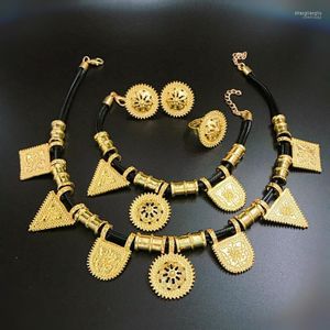 Collana Orecchini Set Regali di Natale Accessori per gioielli da sposa africani Set di bracciali etiopi esotici in oro da donna