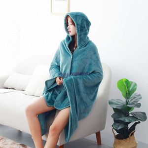 Others Apparel Gift for Friend Solid Color Fleece Hooded Blanket Plush All Seasons Hoodie Robe Soft Warm Wearable TV Blanket for Adults Teens T221018