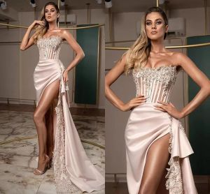 Abiti da ballo Abiti da sera sexy senza spalline con spacco sul lato alto Abiti eleganti da donna con applicazioni in pizzo per occasioni speciali