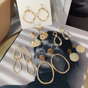 Dangle Ohrringe Vintage Matte Gold für Frauen Mädchen Geometrisch Retro Unregelmäßige runde Tropfen Ohrring Europäischer Gothschmuck Brincos 2022