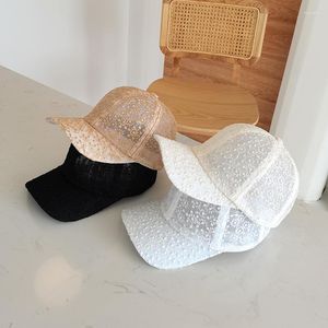 Cappello con visiera Versione coreana femminile della marea Berretto da baseball in pizzo Jokey casual Summer Hollow Rete traspirante Protezione solare