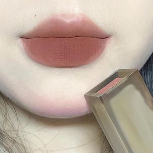 Lip Gloss 8 Colors Velvet Matte Liquid Lipstick Waterproof Nude Brown Long Lasting Non-stick Cup Women Tint Makeup Cosmetic