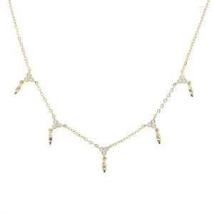 Kedjor 2023 Sommaren anlände guldfärger Trendy Triangle CZ Mini Leaf Choker Halsband för Women Girl Charm Wedding Jewelry Wholesale