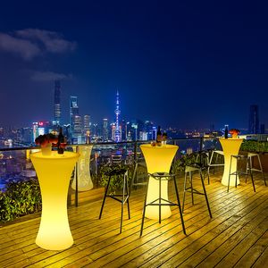 Nuova illuminazione ricaricabile LED luminoso tavolo da cocktail mobili IP54 impermeabile rotondo incandescente bar all'aperto kTV forniture per feste in discoteca Decorazione