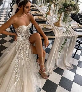 2022 Sexig strandbr￶llopskl￤nning f￶r brud elegant boho brudkl￤nningar stroppl￶s paljett spetsar h￶g split prinsessan vestido de novia