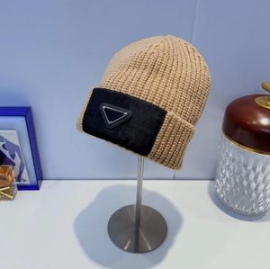 Autumn Winter Wool Beanies Cap Unisex Splice Knitted designer beanie Men Hip-Hop Warmth Caps Fashion Leisure Hats Couple Woolen Hat Skull Caps