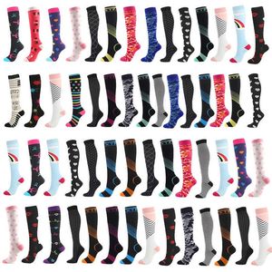 Sports Socks 2021 Novo Estratégia de Compressão de Elite Masculina e Mulher Varicose Vaínas Ciclista Socsa T222019