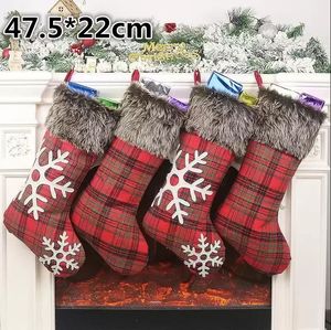 Weihnachtsdekorationen Weihnachtsmann Geschenk Socken Plüsch Weihnachtsstrumpf mit hängendem Seil Ornament Großhandel RRA36