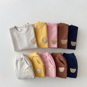 Çocuk elbise giyim setleri yürümeye başlayan kıyafetler erkek bebek kız izleme sevimli ayı kafa nakış sweatshirt ceket ve pantolon 2pcs spor takım elbise moda kızlar giysi s