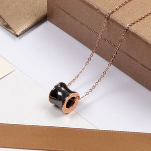 luxury Stainless Steel B Letter Spring Necklaces Pendant Women Designer Rose Colors Lover Ceramic Titanium Steel Necklace Fashion Couple Jewelry