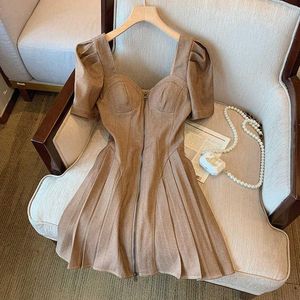 Vestidos casuais vestido vintage marrom zíper verão 2022 chocolate camisole sexy skinny elegante e chique roupas femininas uma linha