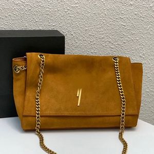 Büyük kapasiteli omuz çantası zinciri crossbody cüzdan kadınlar çanta düz flap haberci çantaları moda inek derisi gerçek deri altın metal harfler debriyaj