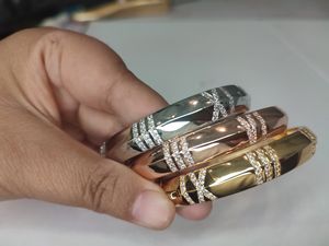 18-karatowa złota bransoletka Starry Rome diamentowa projektant biżuterii projektant bransoletek dla kobiet mężczyzn para modny zegarek wesele srebrne prezenty dziewczyna miedziany zestaw fajny