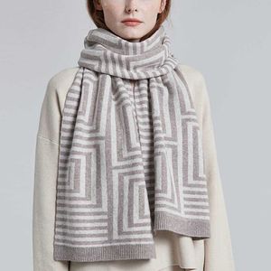 スカーフaopu 100％純粋なウールスカーフ女性冬の韓国のストライプ濃い暖かいニットビブショールデュアル使用ニットスカーフ