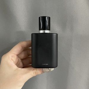 Sıcak Satış Parfümleri Kadınlar 30ml Erkekler Giq Kadın Eau De Toilette Pour Homme Profumo Uzun Süreli Koku Kokusu 4 PCS Kutu Ücretsiz Teslimatla Set