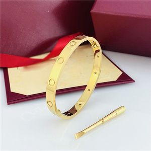 Designer Jewlery Love Braclets Bracelete de diamante Chave de fenda Batilhão de pulseira de luxo de luxo para mulheres Cuff Cuff resplandecente FA01 H4