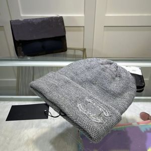 Feanie/crânio Caps Brand Brand Men's Luxury Beanie Hat Ladies Autumn and Winter New Small Fragrance Fashion Trend Retro Quente bordado