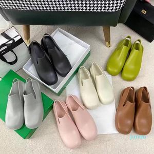 2021 Designers Rubber Puddle Clog Sandals Smooth Matte Women Tisters St￶djande Slingback Rem loafers Slip-on Style Botega Slides Branded Jelly Rain Shoes 132