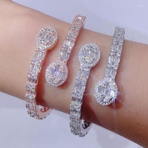 Bracciale rigido 2022 geometrico a forma ovale inciso zirconi croce fascia intera ghiacciato Bling Baguette CZ donne 7 