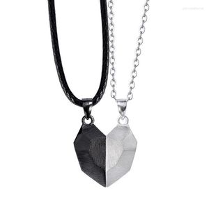 Подвесные ожерелья любят магнитное ожерелье каменные пары, соответствующие сердечному другу наполовину