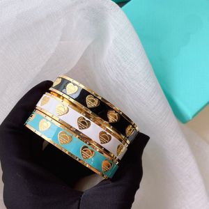 Zwart wit blauw liefde diamantbangle uniek ontwerp romantische stijl armband meisjes love designer merk sieraden vakmanschap chelating agent geselecteerd cadeau