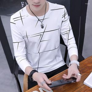 Men's T Shirts 2022 Spring And Autumn Long Sleeve T-shirt Round Neck Korean Slim Printed Plaid Casual White Top