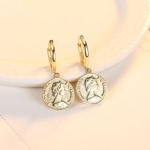 European Palace Beauty Head Relief S925 Silver dingle örhängen Kvinnor smycken Vintage Luxury Plated 18k Gold Ear Ring örhängen Tillbehör gåva