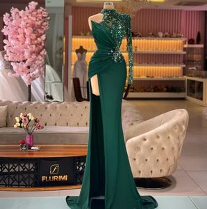 Sexy Dark Green Long Sleeves Sequin Prom Dresses V Neck Mermaid See Through Backless Sweep Train Split Evening Gowns BC14523 GB1115S2