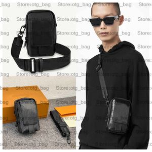 FLAP DOUBLE Mini Phone Bag Mens Mobile Wallet Monograms Eclipse Reverse Canvas Nigo Men Luxurys Message Bags Crossbody Designer Shoulder M81323 M81321 M81005
