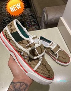 Tennis 1977 Canvas Velbro Casual Shoes Luxury Women Shoes Red Green Web Stripe Print Rubber Sole Stretch Cotton Men Sneakers 97