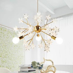 Candeliers ikvvt Modern Golden Chandelier com lâmpada de teto de metal de forma clara de estrela para a sala de estar da ilha de cozinha e27