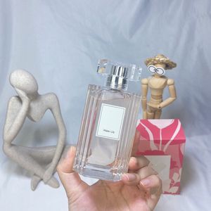 parfymer dofter f￶r kvinna parfym 90 ml soliga magnolia bl￥ orkid￩ery spray