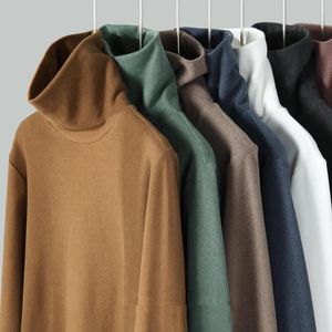 Maglioni da uomo Dolcevita moda autunnale per uomo Slim caldo tinta unita manica lunga Casual semplice pullover maglione lavorato a maglia maschile di alta qualità