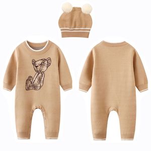 Baby Warm Rompers Designer Little Bear Children Clothes Baby Sweater Hat Two-Piece Set Boy Girl Months Autumn And Winter Long Sleeve One-Piece