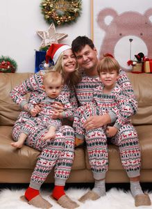 Passende Familienoutfits Weihnachten Familie passende Outfits Pyjamas 2022 Mode Weihnachtsdruck Erwachsene Kinderanzug Babyoverall Familie Weihnachtspyjamas T221021