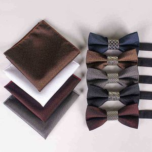 Moda Slim Handkerchief Bush TIE DE VINHO REDO Vinho Slim Fosco Hanky ​​Men Trey Bow Men Business Wedding Butterfly Gift Conjunto J220816