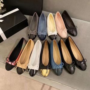 Bale Flats Ayakkabı Ayakkabı Ayakkabı Mevsimsel Velvet Sıradan Yaz Plajı Yarım Moda Kadın Loafers Tasarımcıları Lüks Top Quilty, Kutu Boyutu 35-40 SS