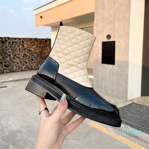 2023 New women Luxury Designer Boots Land Boots Black Leather High Heel Ankle For Australia Winter Booties Heels 04