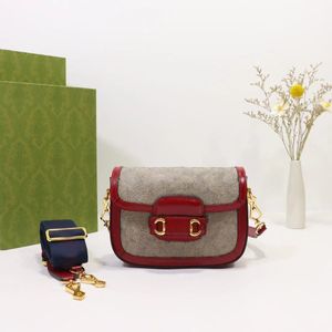 Luksusowy projektant A Jakość damskiej torby torebki łańcuch zapinany na ramię w pełne skórzane wytłoczone portfel do liści masy krzyżowe Messenger Cross