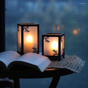 Świecane uchwyty małe stołowe słoiki lampa retro szklana świeca Lantern Metal żyrandol Bougeoir Party Dekoracja