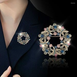 Brooches Luxury Women Girls Twist Exquisite Temperament Wreath Shiny Rhinestone Brooch Pins Elegant Inlaid Zircon Accessories