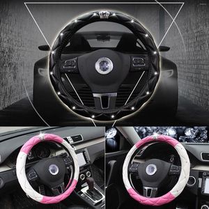 Capas de volante Tampa de carro de diamante Capas de automóveis de couro preto Pink Pink para mulheres Acessórios de moda de garotas