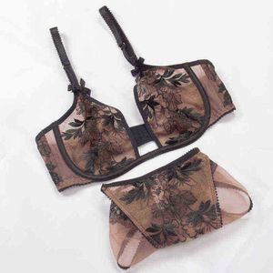 Set di reggiseni Wriufred Reggiseno trasparente Ultra sottile Maglia trasparente ricamata Set reggiseno sexy Estate Raccogliere biancheria intima Reggiseno confortevole Mutandine Set T220907