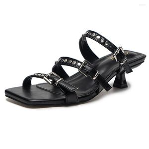 Slippers Women Sandal Sumtal Summer Shoes Fashion Buckle Roma Low Heel Ladies Flip Flop Chaussures Femme CX421