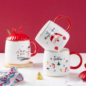 Tassen Geweih Weihnachtstasse Handbemalte Weihnachtsmann-Keramik-Wasserflasche mit Deckel und Löffel Große Kapazität Milchkaffeetasse Y2210