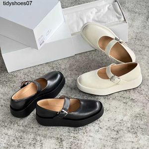 The Row shoes Women's shoes Spring 2022 Elegant and simple New tire cow leather buckle thick soled British single shoes Mary Jane Elegant and 2024